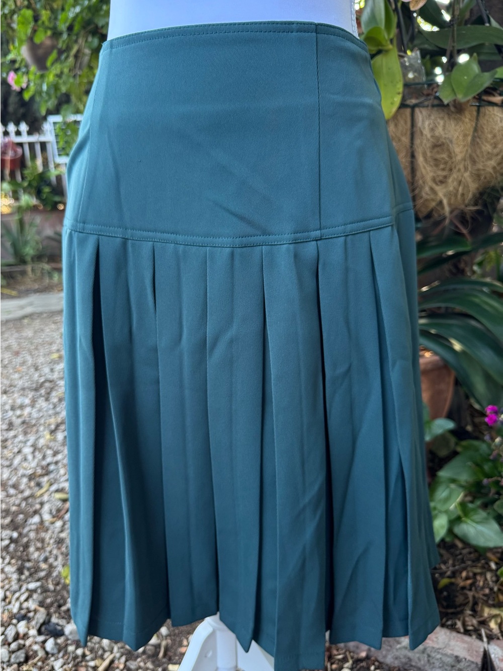 Vintage Teal Pleated Women's Skirt - Classic A-Line Style
